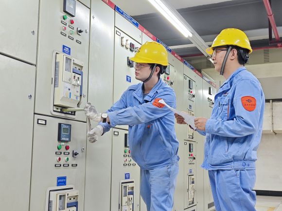 公司运行青年突击队在行动.jpg